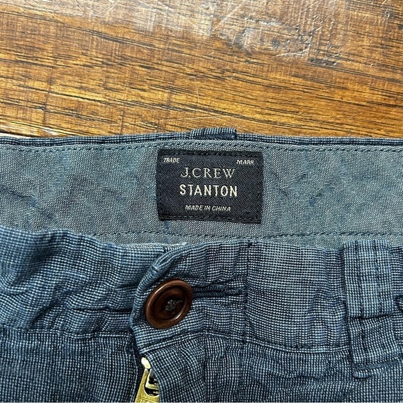 J. Crew Stanton men’s shorts - Picture 3 of 4